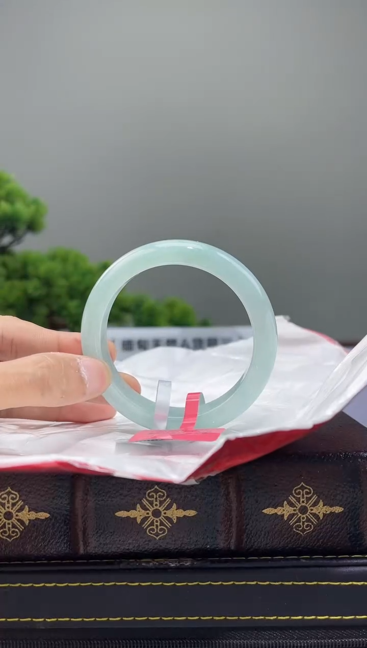 【闪购商品】翡翠手镯未镶嵌5手镯