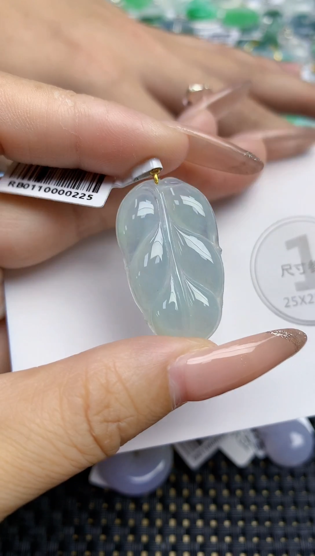 颈饰18K金镶嵌翡翠天然缅甸A货翡翠百元以上9元证书费自理