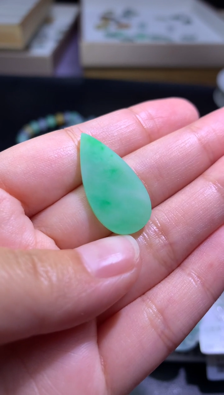 【闪购商品】定制翡翠未镶嵌毛货