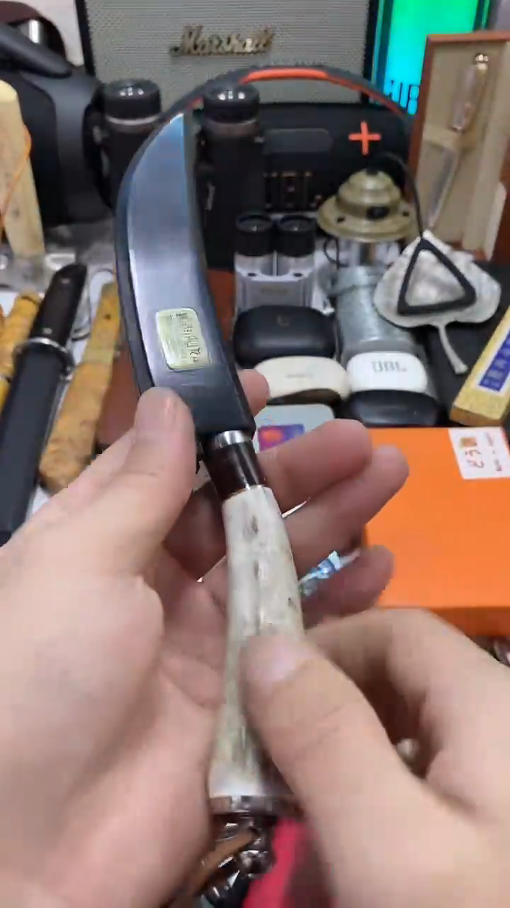 瓷片闪购商品 如图所示