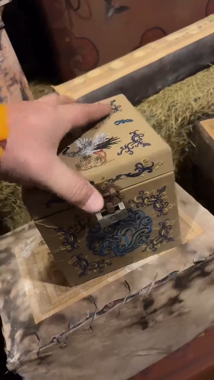 材料先上后开的111111111 不带盒