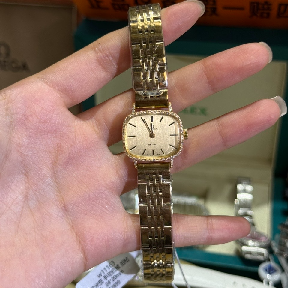 95新 Omega/欧米茄  手动机械后钻24*20mm/公价32999/w11163