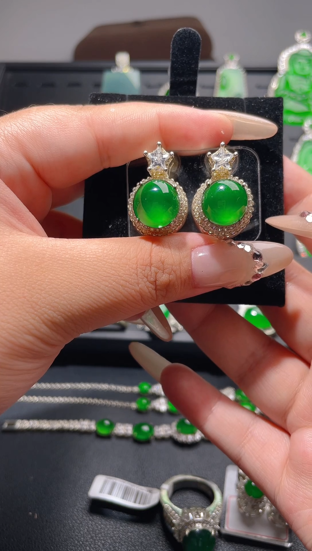 【闪购商品】翡翠耳钉未镶嵌天然A货翡翠