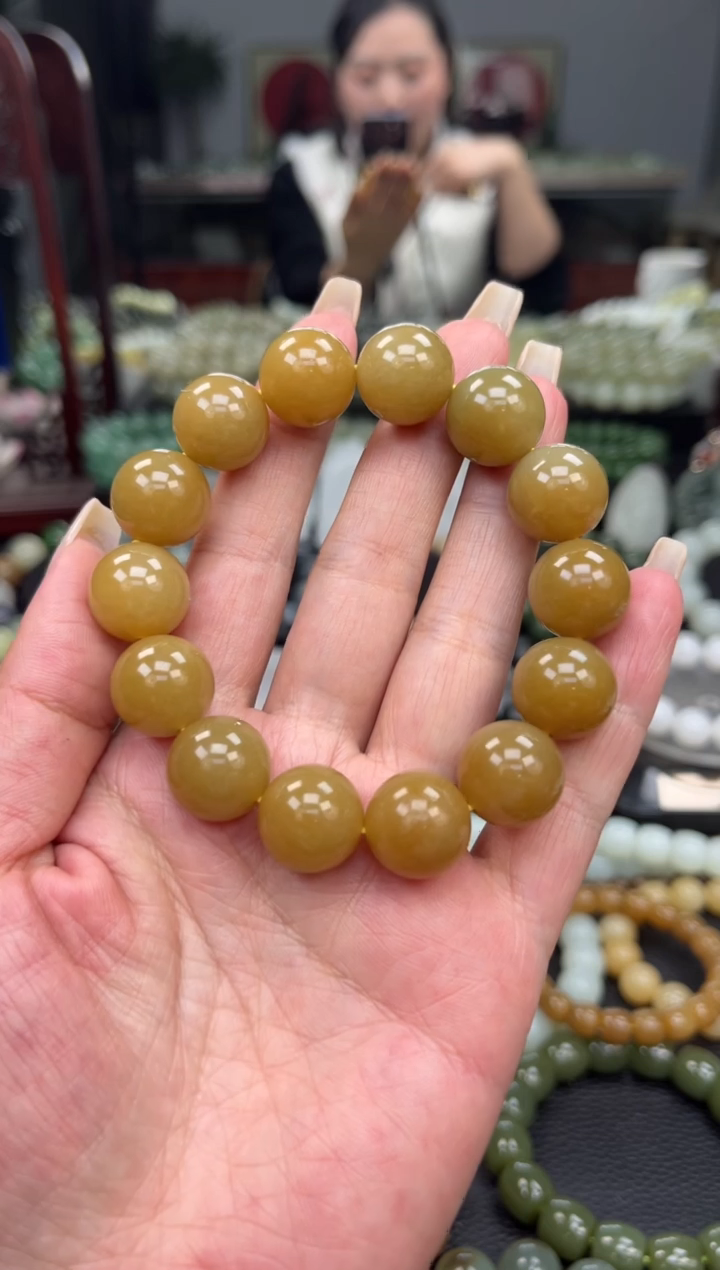 【闪购商品】和田玉手串未镶嵌新疆且末黄金糖卡15