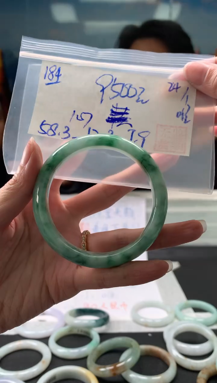 【闪购商品】翡翠手镯未镶嵌翡翠手镯 下单联系小耳机#184
