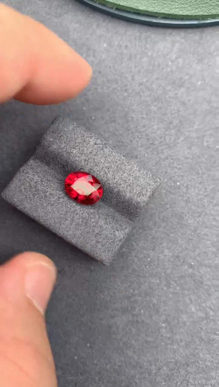 【闪购商品】碧玺裸石未镶嵌2.1ct  卢比来碧玺