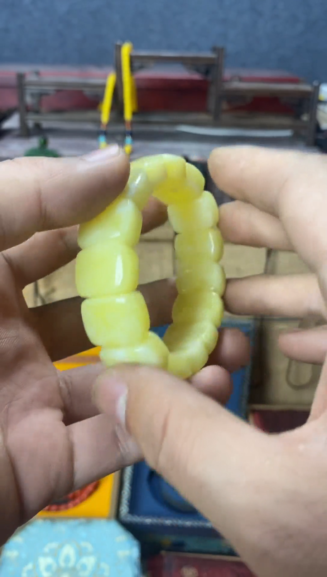 未镶嵌蜜蜡手链猪妹专属精品链接