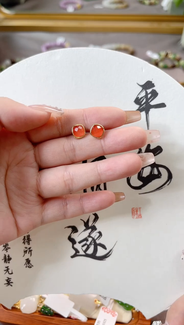 【闪购商品】南红玛瑙耳饰银S925镶嵌cs