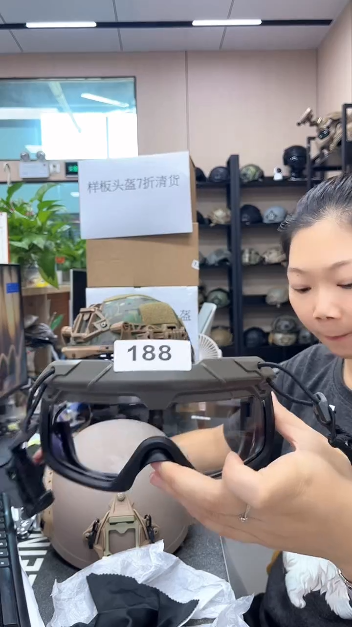 188-TB1333-BK-W（主体微瑕）