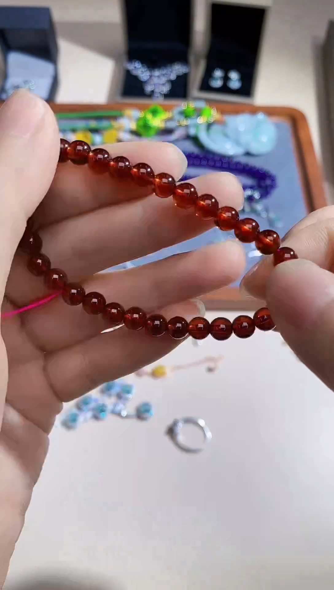 【闪购商品】石榴石手串未镶嵌多样性 发其一  【119】