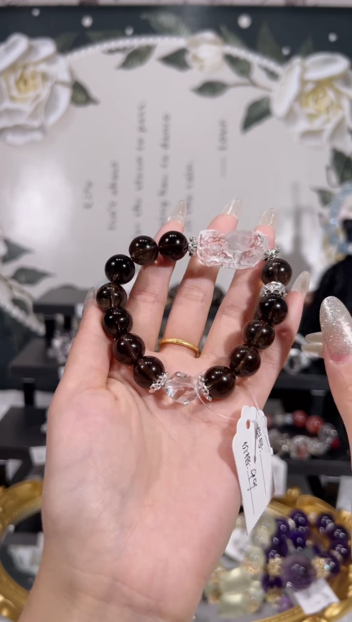 【闪购商品】水晶手链未镶嵌天然水晶默认微瑕 多样性发货发其一