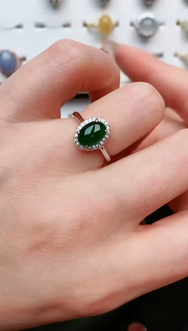 【闪购商品】翡翠戒指银S925镶嵌....