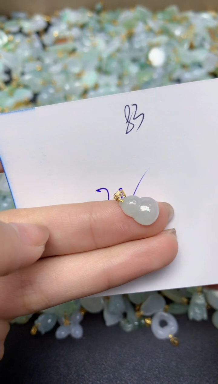 【闪购商品】翡翠颈饰18K金镶嵌天然翡翠A货