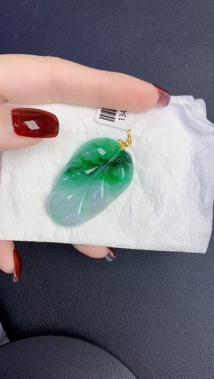 颈饰18K金镶嵌翡翠缅甸天然翡翠a货