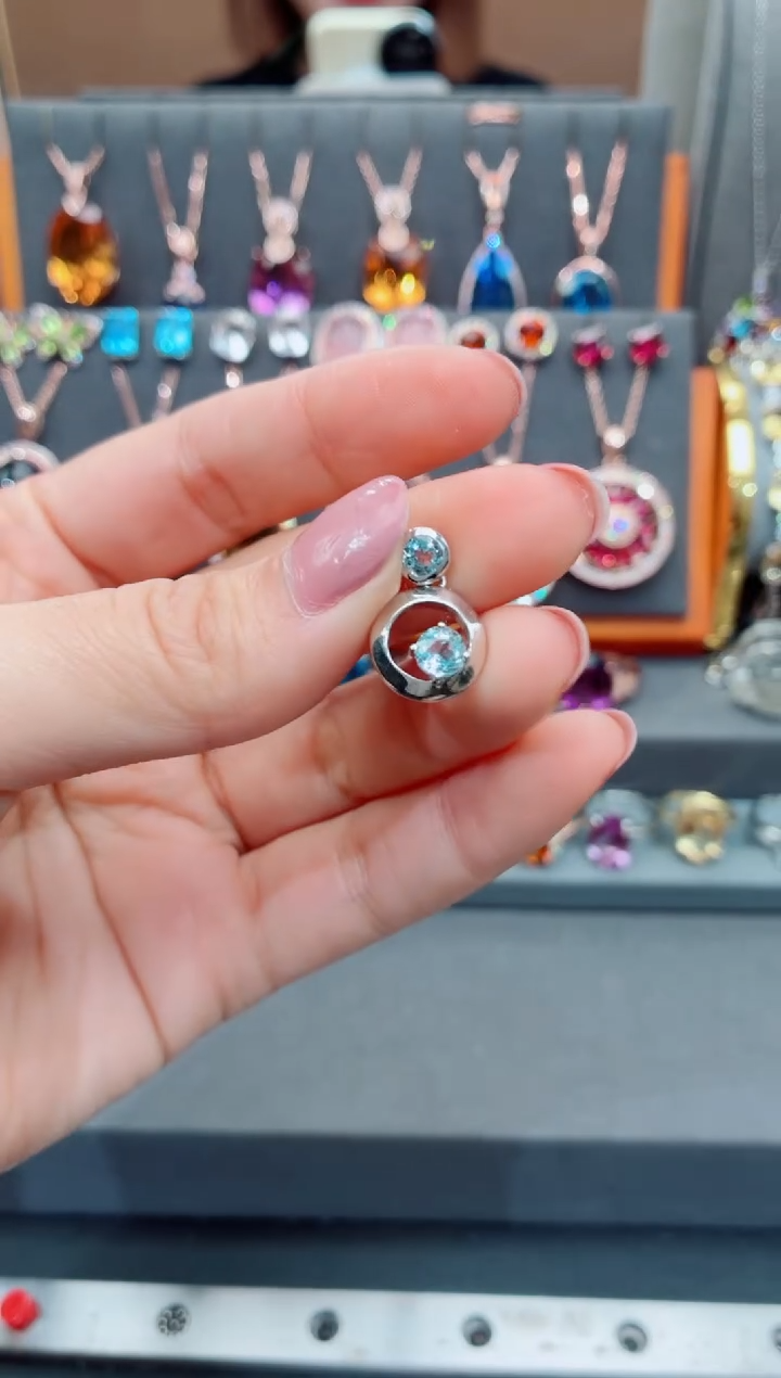 银S925镶嵌托帕石吊坠托帕石吊坠（不含链）