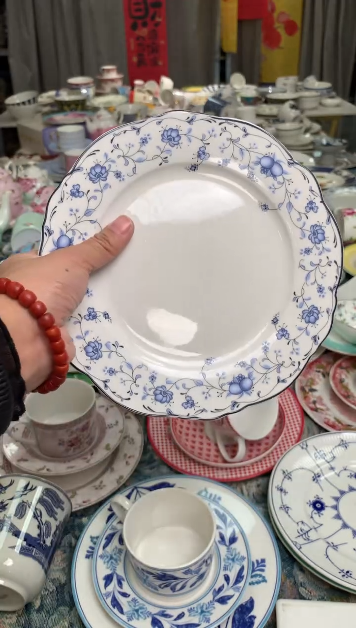 【闪购商品】瓷片陶瓷原单CC205餐具1个8寸