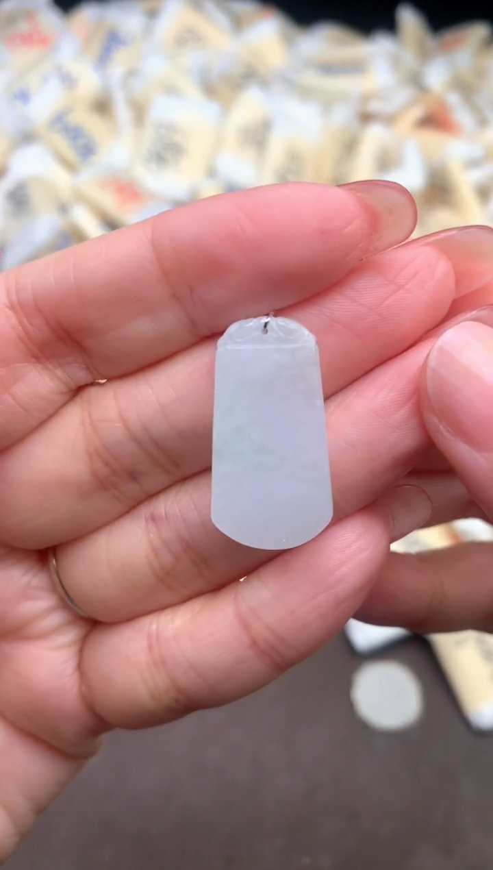 【闪购商品】翡翠挂件未镶嵌—