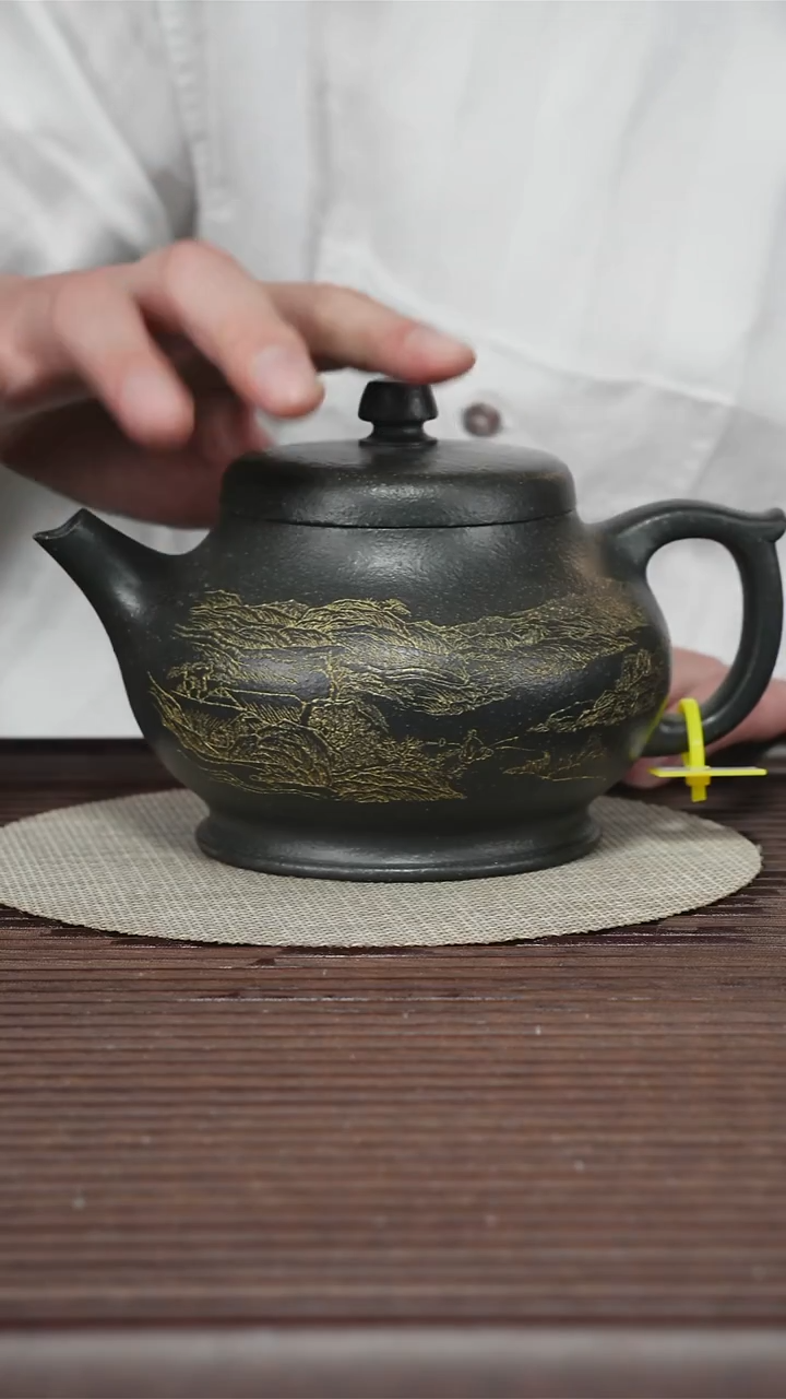 茶壶紫砂T136 540cc 早期绿泥 怀隐