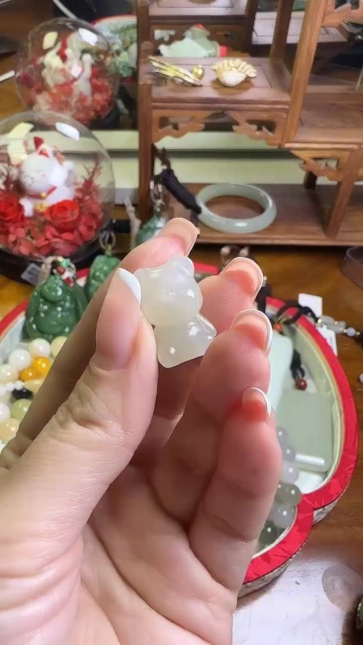 吊坠(不含链)未镶嵌和田玉ZJ1207-6