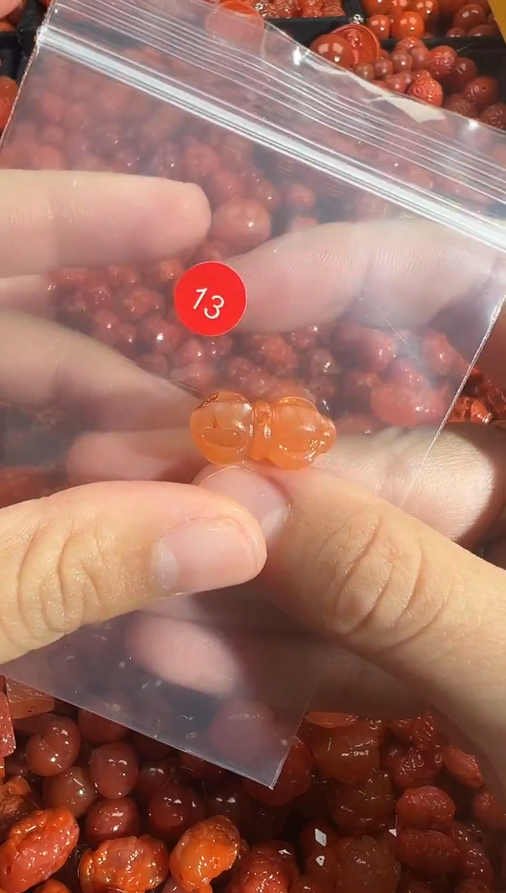 颈饰未镶嵌南红玛瑙1