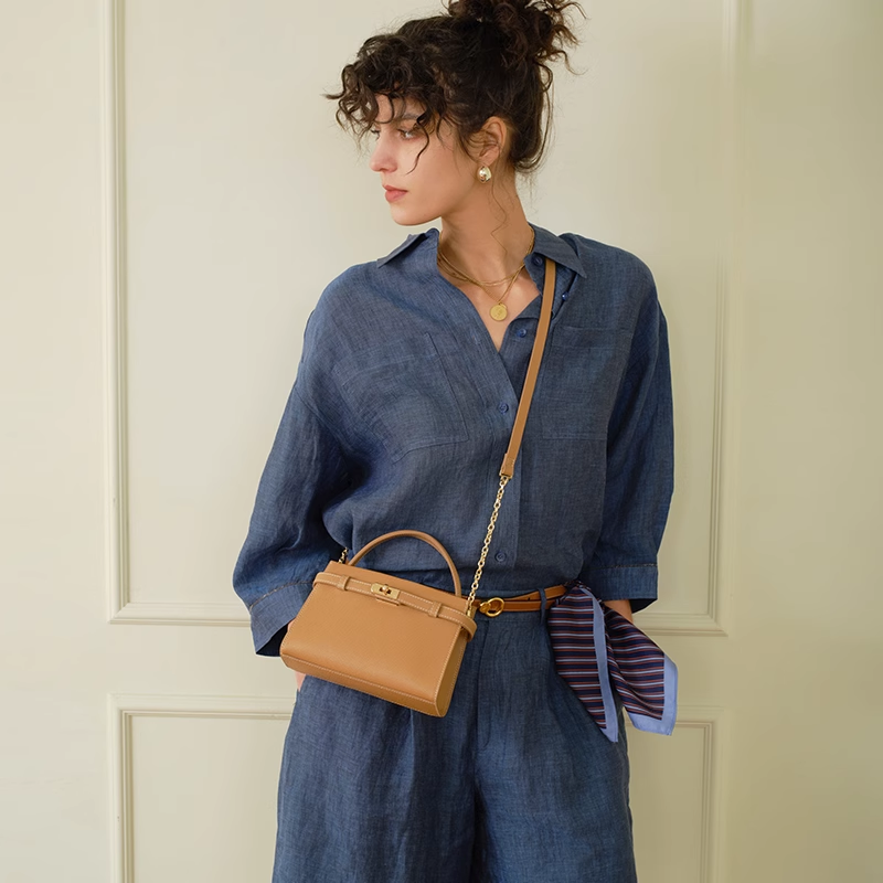 ELLE新款经典复古手提单肩斜挎包高级感时尚百搭小包25066