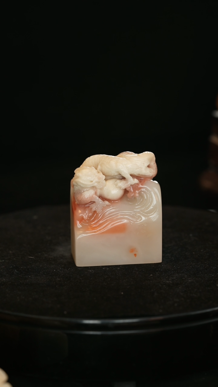 【闪购商品】寿山石善伯石龙戏珠2.6*4.6*5.6郑献祺