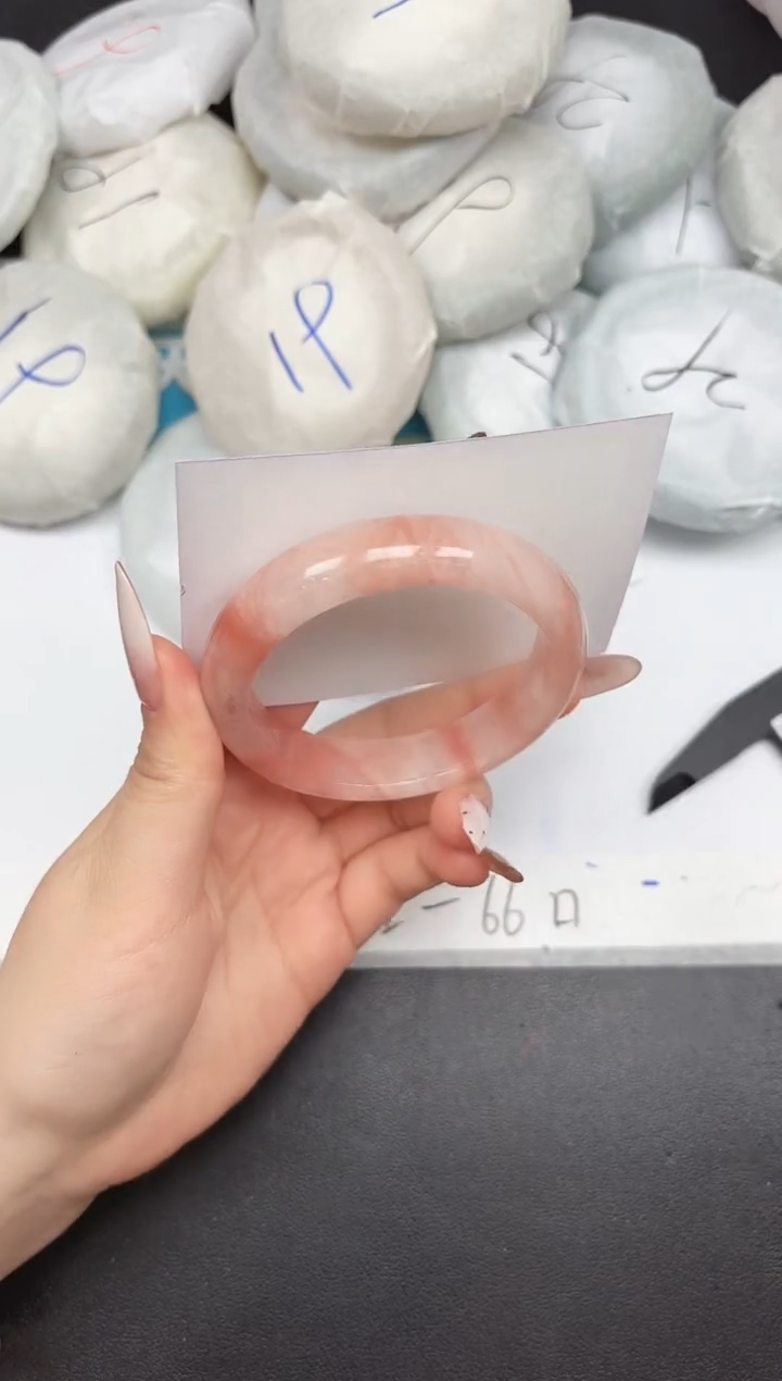 未镶嵌手镯石英质玉A265/58