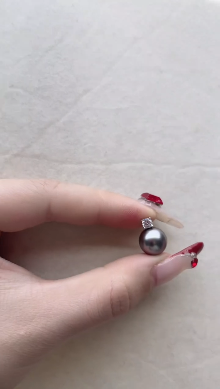 【闪购商品】海水珍珠吊坠18K金镶嵌A55