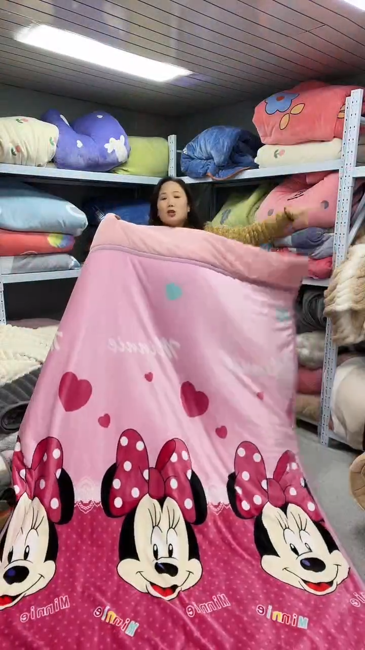牛奶绒150+200被子