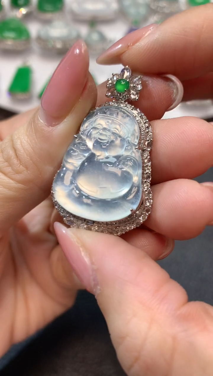 【闪购商品】翡翠吊坠(不含链)18K金镶嵌D1