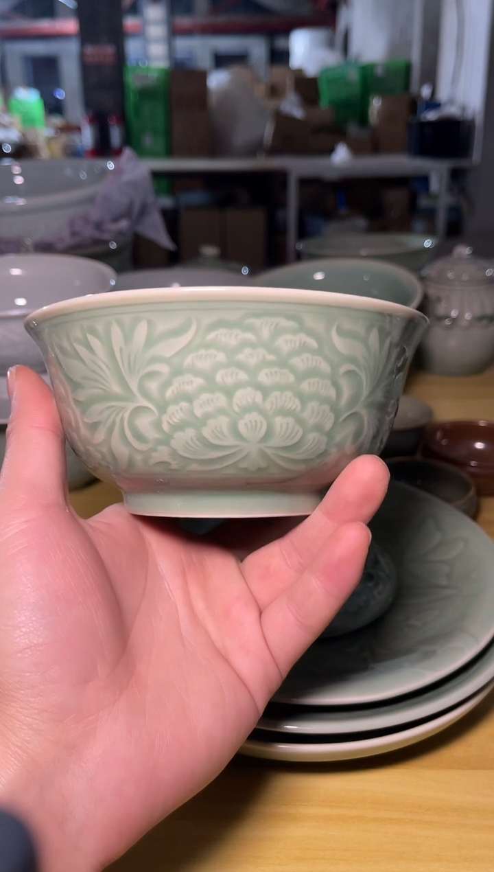 瑕疵5.5英寸楼台牡丹碗1只