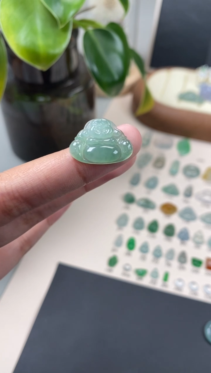 【闪购商品】翡翠颈饰未镶嵌翡翠糯种佛公