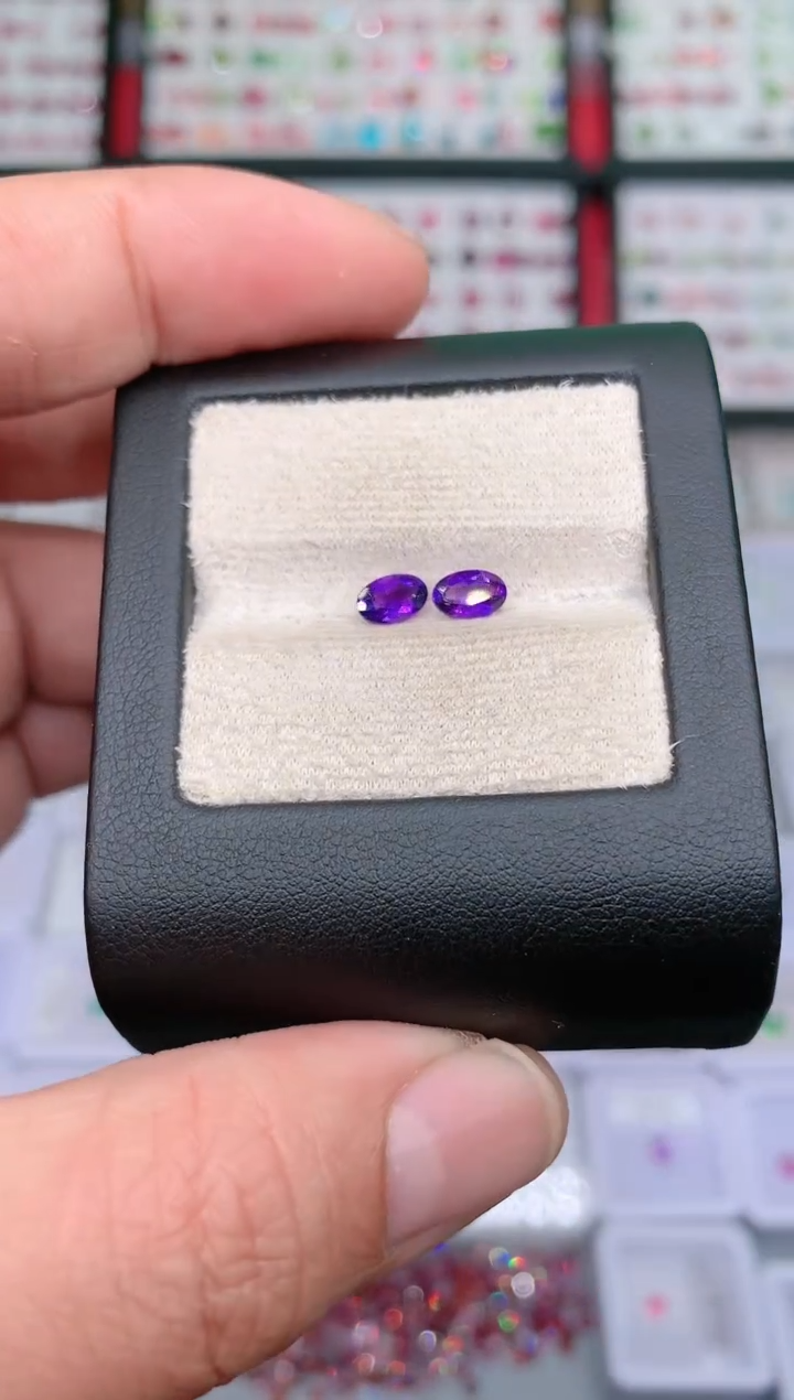 【闪购商品】紫晶裸石未镶嵌天然水晶一对
