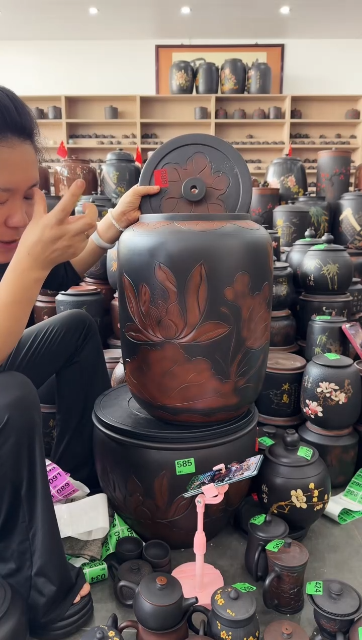 瑕疵 浮雕 三号 荷花 36升 水缸 888