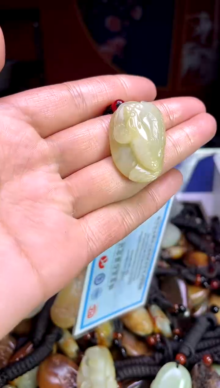 【闪购商品】和田玉颈饰未镶嵌121