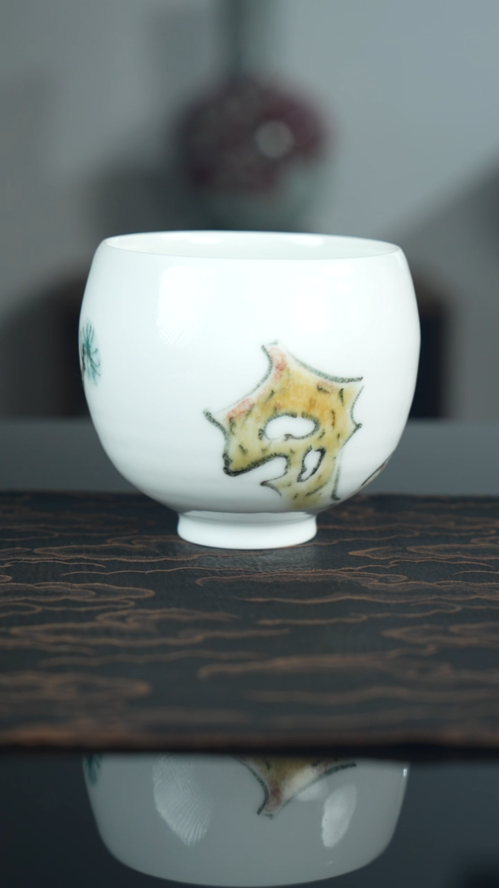 瓷片?*号《点秋香》主人杯