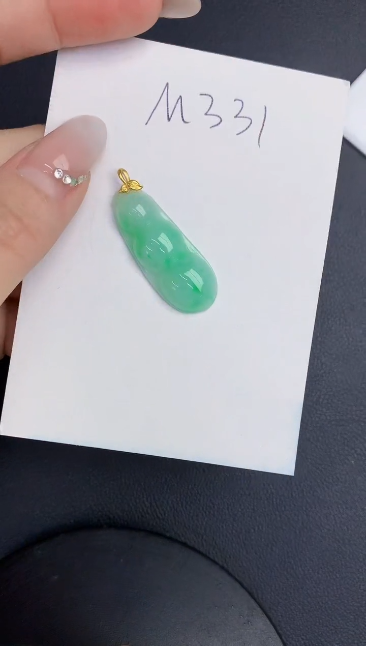 【闪购商品】翡翠颈饰18K金镶嵌00000000000