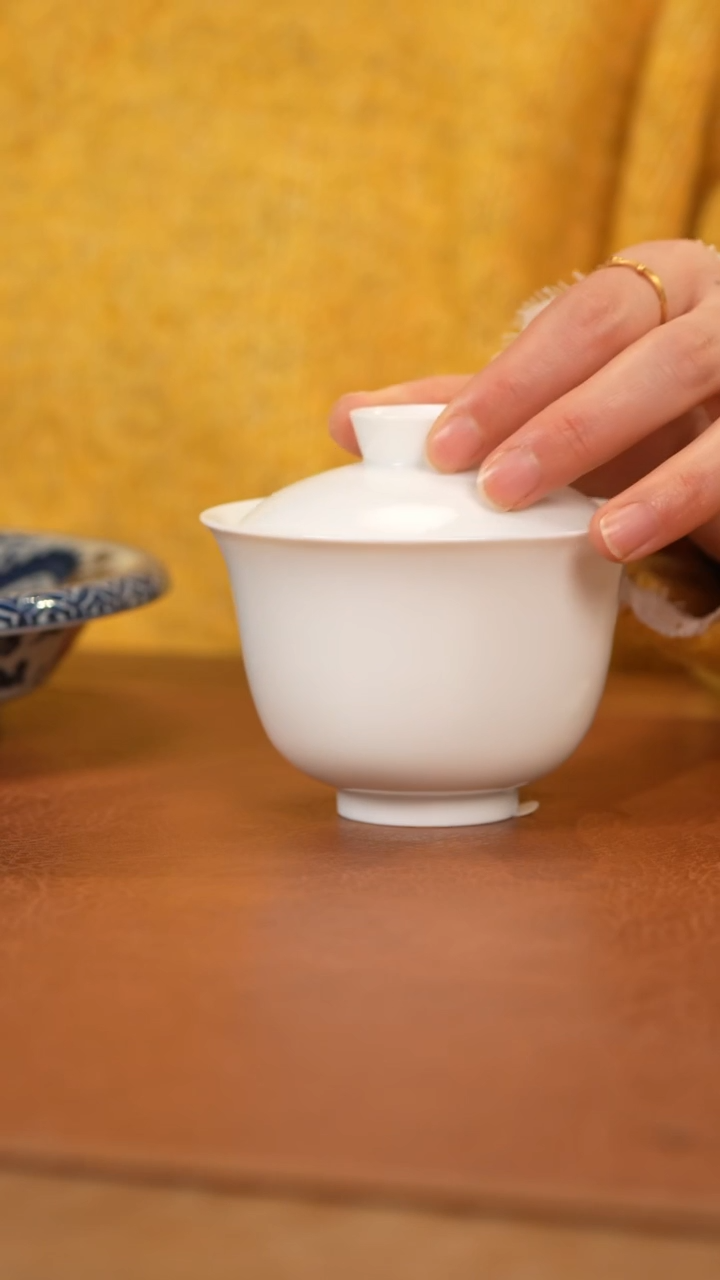 【闪购商品】杯景德镇白胎元宝盖碗