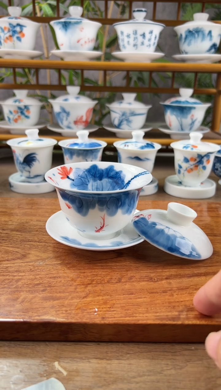 【闪购商品】微瑕线条莲带內绘150CC三才盖碗