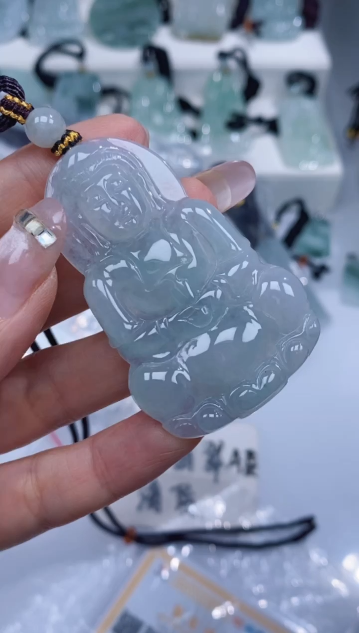 颈饰未镶嵌翡翠吊坠