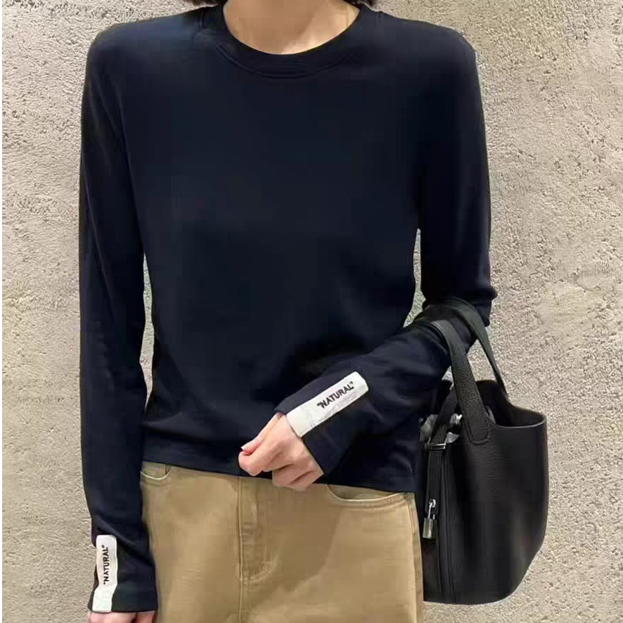 22590#袖口字母刺绣纯色圆领打底女秋冬新款长袖简约百搭显瘦