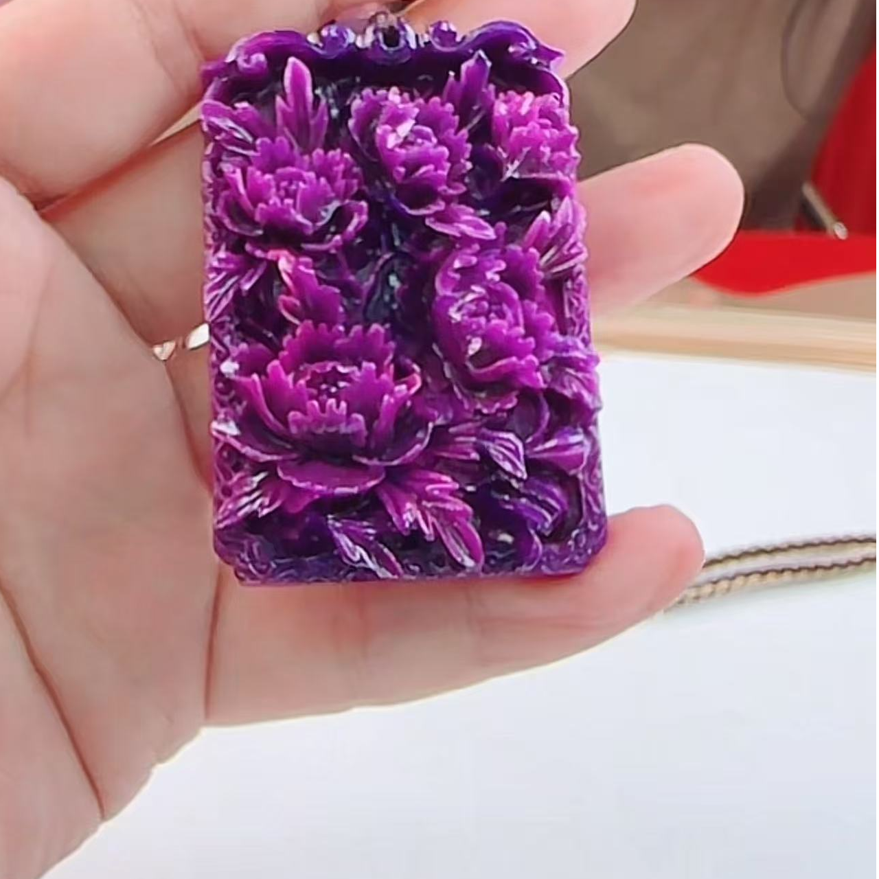 k554正品欧标甄藏精美吊坠配证宝协绿卡多样性发其一