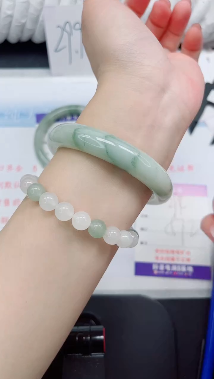 【闪购商品】石英质玉手镯未镶嵌294#57.2