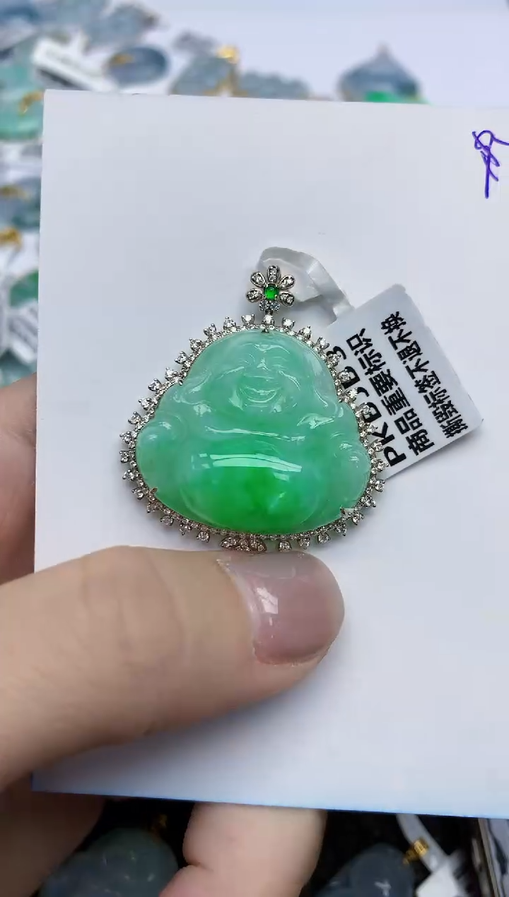 【闪购商品】翡翠颈饰18K金镶嵌天然翡翠A货