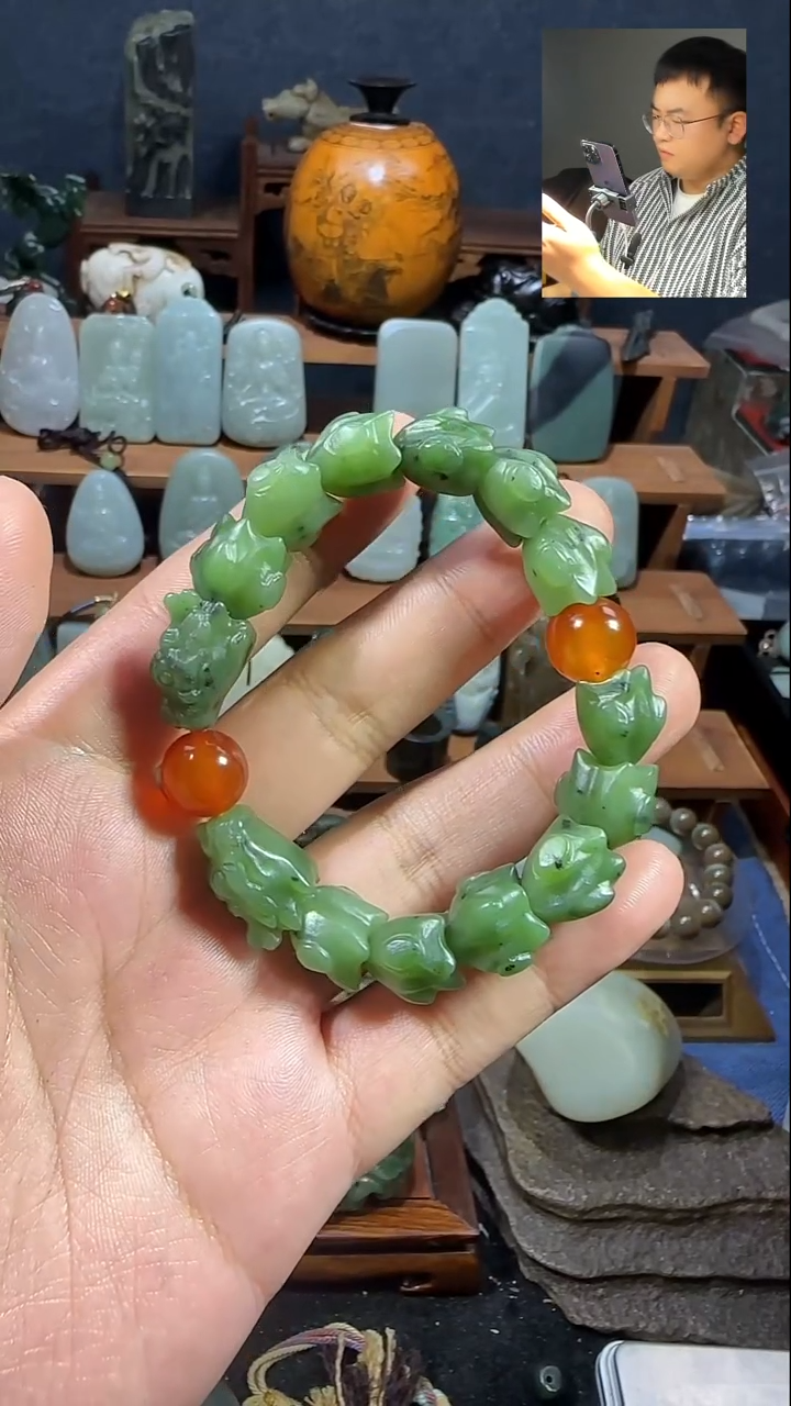 颈饰未镶嵌和田玉1