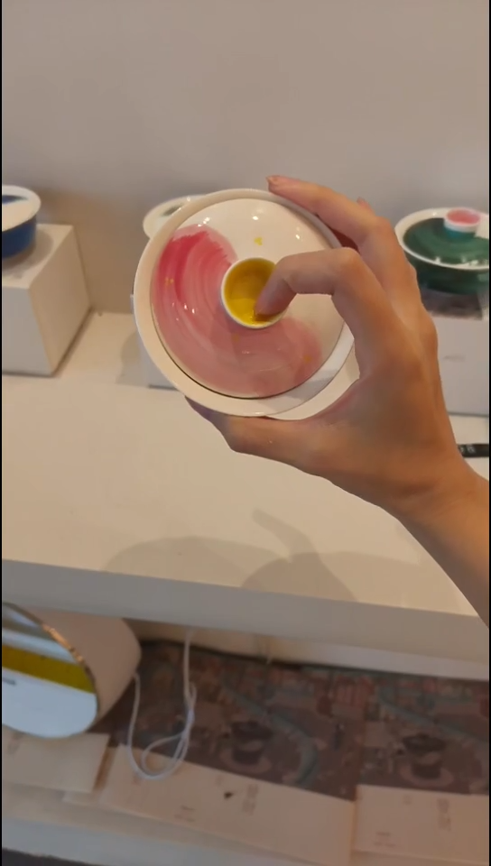 超级好看的粉色小乔内绘盖碗