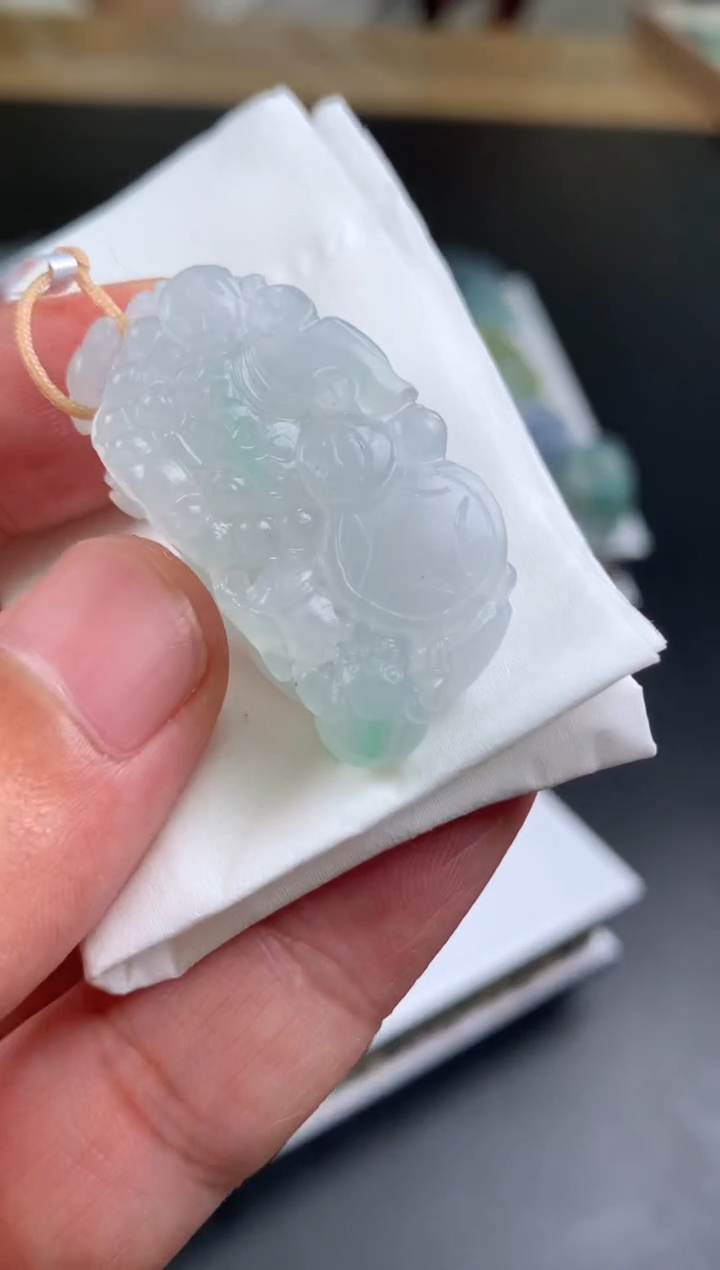 【闪购商品】定制翡翠未镶嵌翡翠