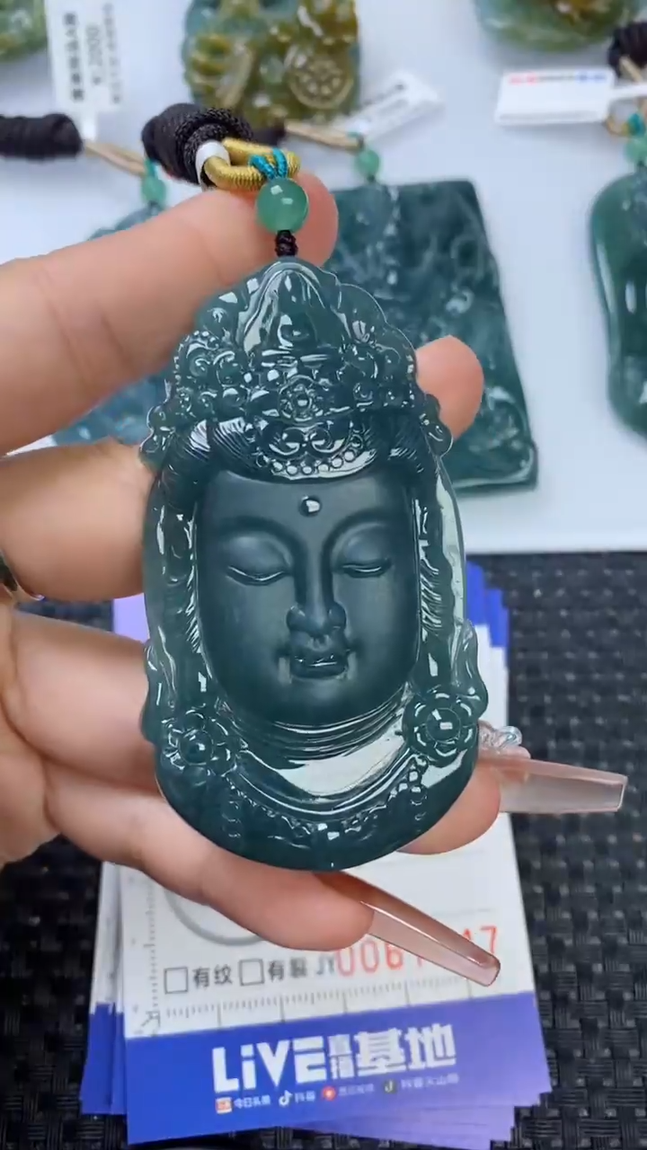 【闪购商品】翡翠颈饰未镶嵌1111111111111111