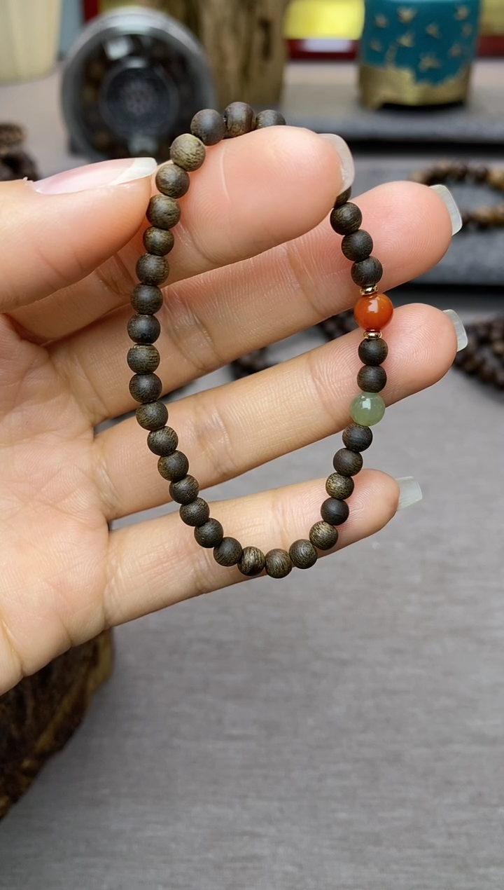 【闪购商品】沉香手串芽庄白棋楠04单圈＋配饰