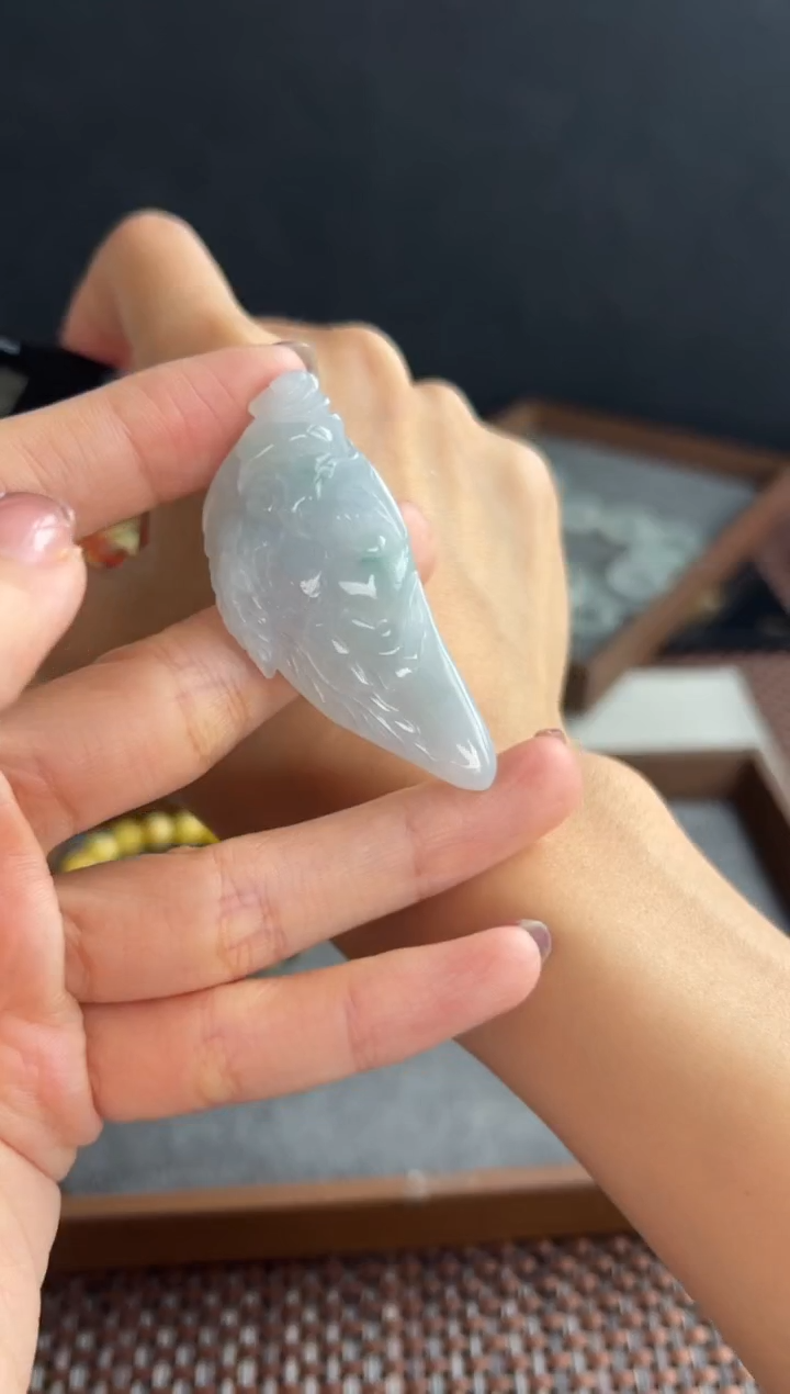 吊坠(不含链)未镶嵌翡翠702买断